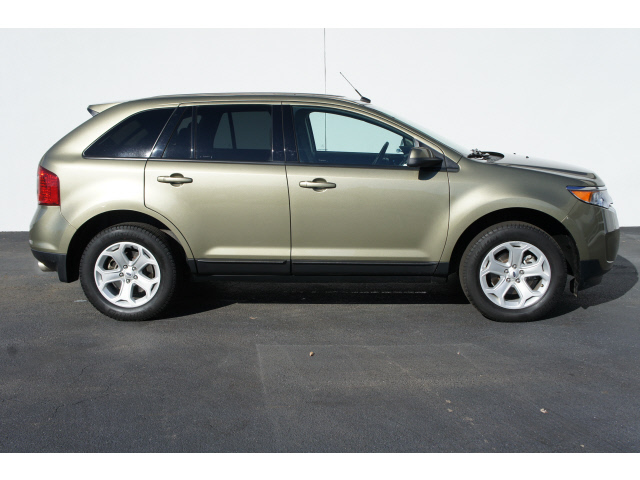 Ford Edge 2012 photo 3