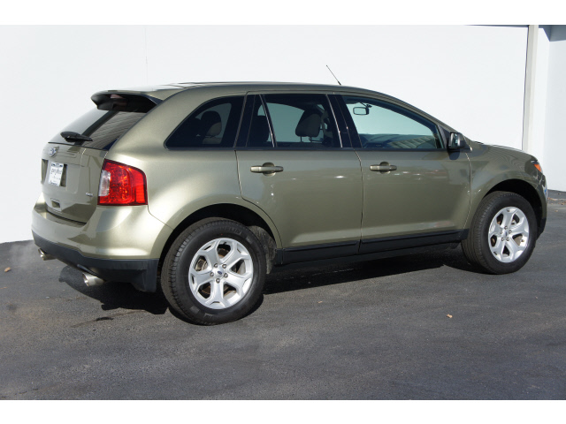 Ford Edge 2012 photo 4