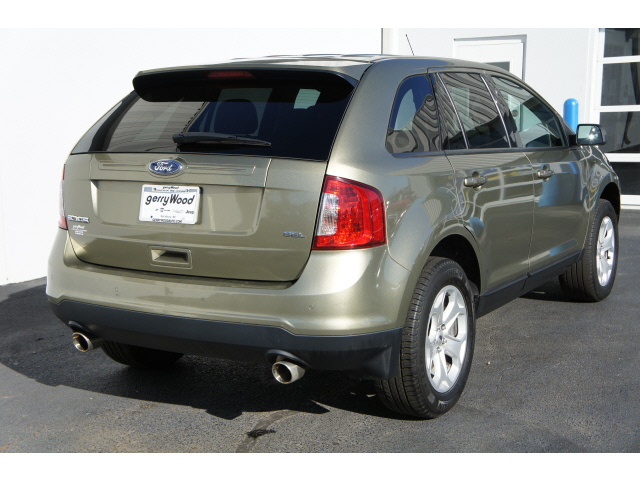 Ford Edge 2012 photo 5