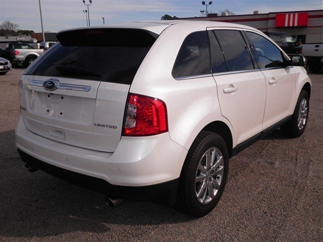 Ford Edge 2012 photo 3