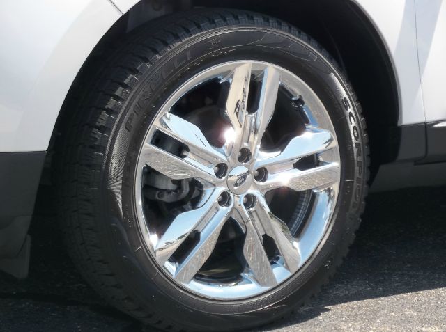 Ford Edge 2012 photo 3