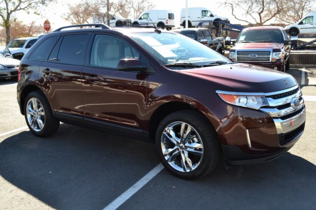 Ford Edge 2012 photo 2