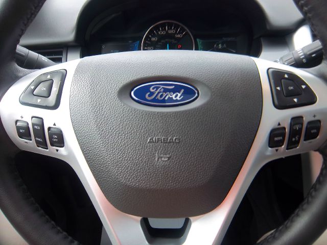 Ford Edge 2013 photo 11