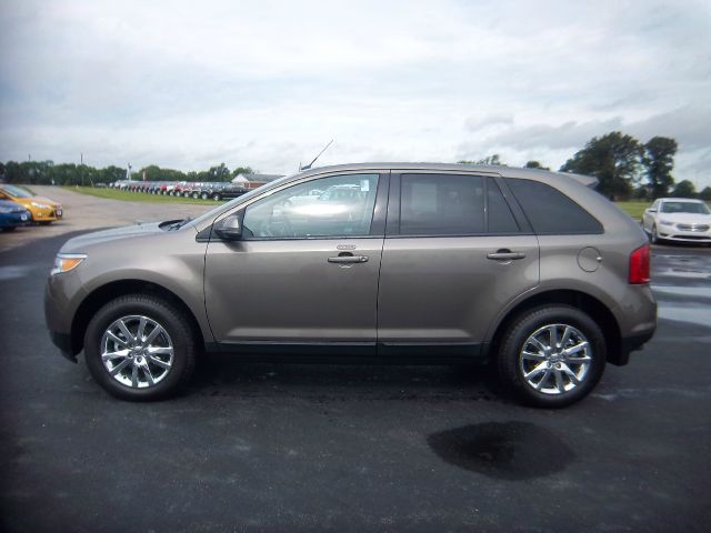 Ford Edge 2013 photo 17