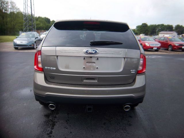 Ford Edge 2013 photo 18