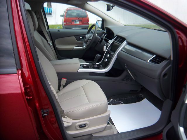 Ford Edge 2013 photo 1
