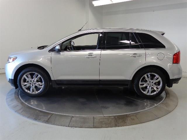 Ford Edge SLT 25 SUV