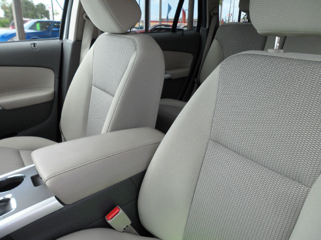 Ford Edge 2013 photo 1