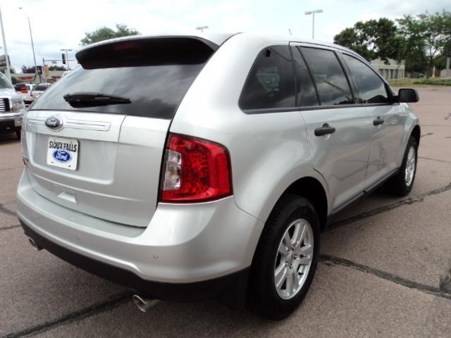 Ford Edge SE SUV