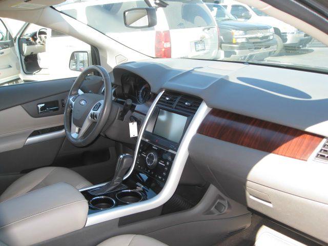 Ford Edge 2013 photo 8