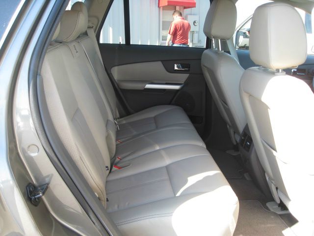Ford Edge 2013 photo 9