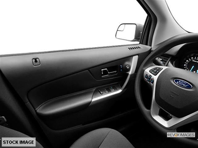 Ford Edge 2013 photo 1