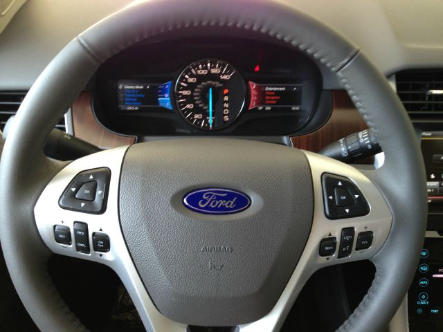 Ford Edge 2013 photo 0
