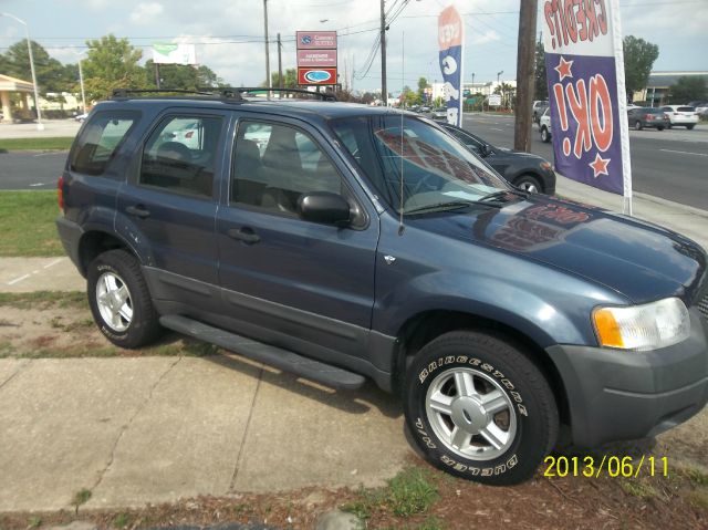 Ford Escape 2001 photo 1