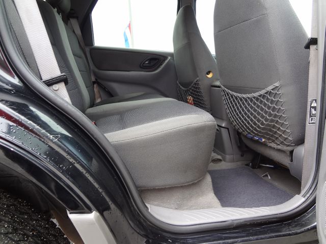 Ford Escape 2001 photo 19