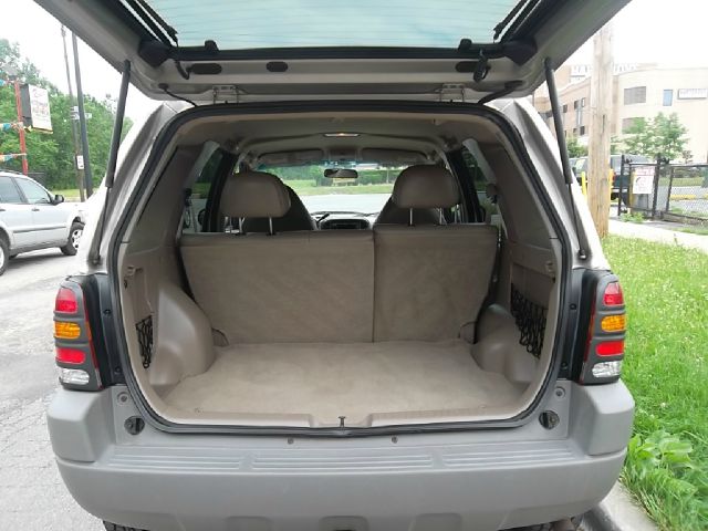 Ford Escape 2001 photo 1