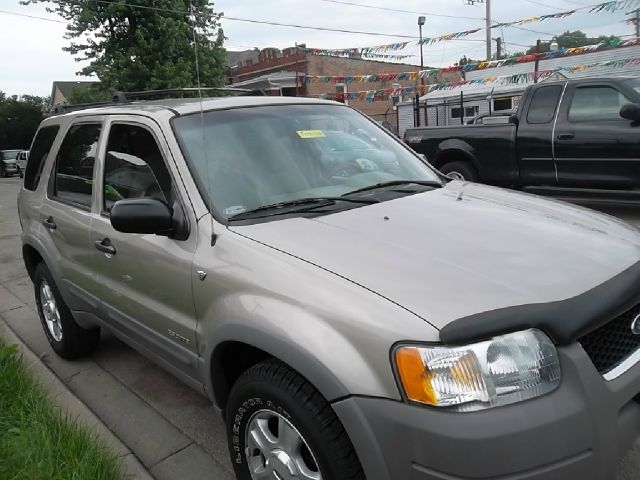 Ford Escape 2001 photo 2