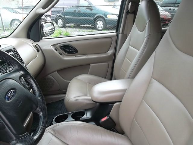 Ford Escape 2001 photo 3