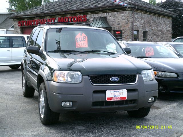 Ford Escape 2001 photo 2