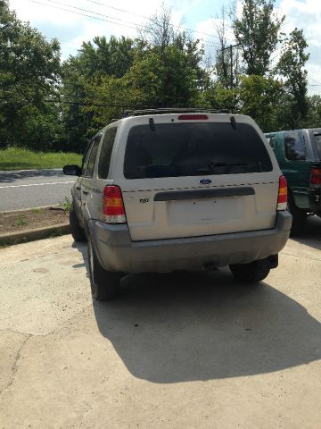 Ford Escape 2001 photo 2