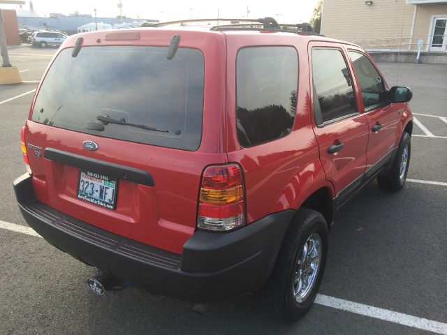 Ford Escape 2001 photo 2