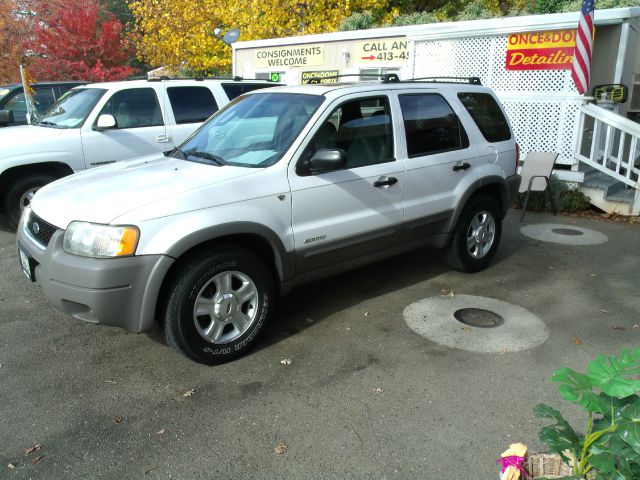 Ford Escape 2001 photo 1