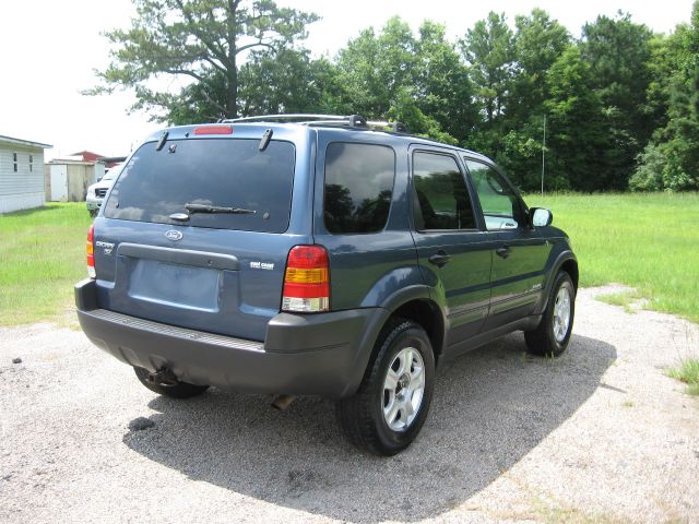 Ford Escape 2001 photo 4