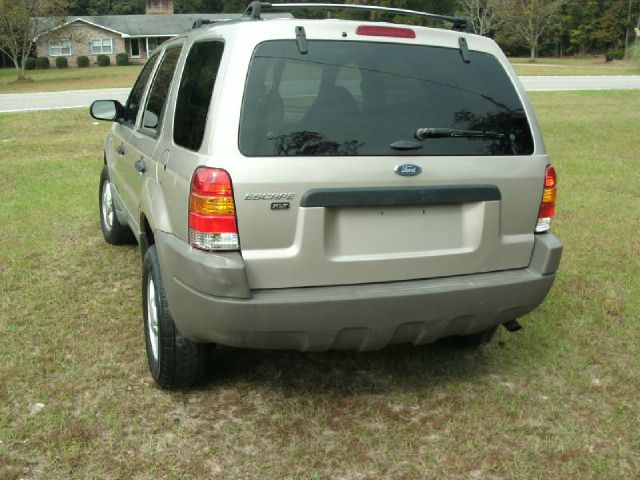 Ford Escape 2001 photo 1