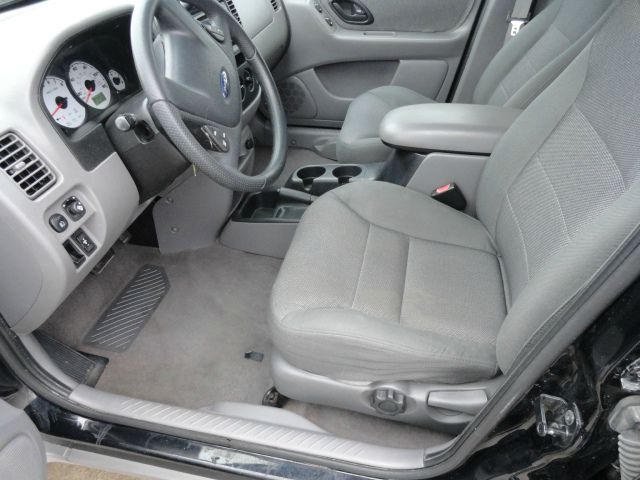 Ford Escape 2001 photo 4