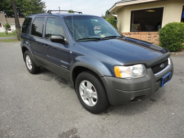 Ford Escape 2001 photo 1