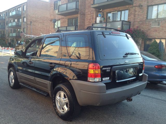 Ford Escape 2001 photo 2