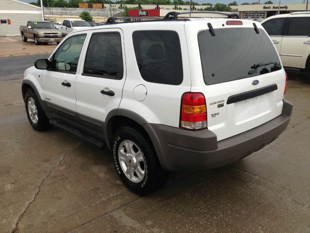 Ford Escape 2002 photo 20