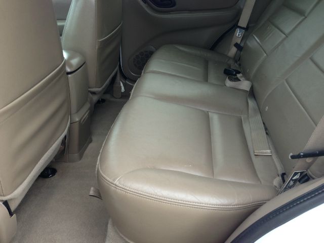 Ford Escape 2002 photo 3