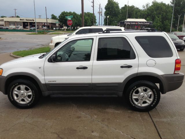 Ford Escape 2002 photo 8