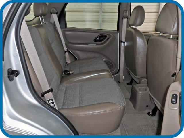 Ford Escape 2002 photo 14