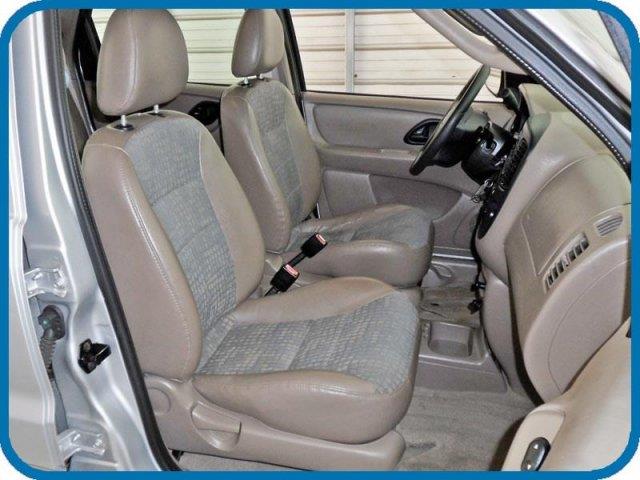 Ford Escape 2002 photo 15