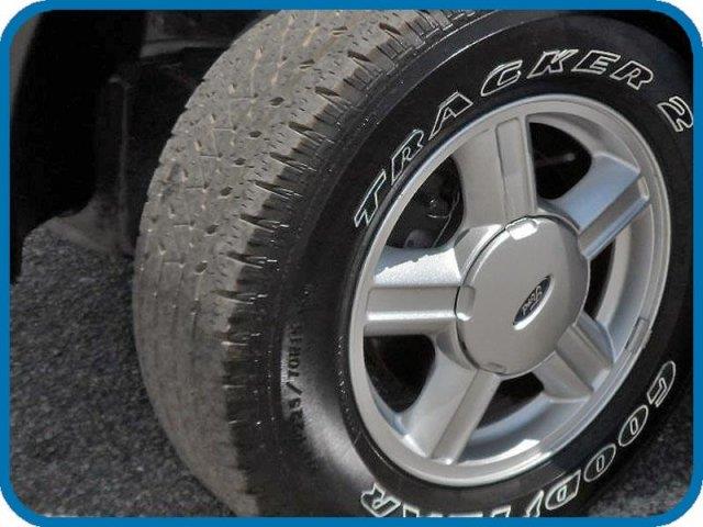 Ford Escape 2002 photo 16