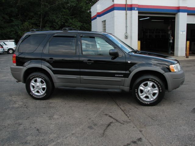 Ford Escape 2002 photo 2
