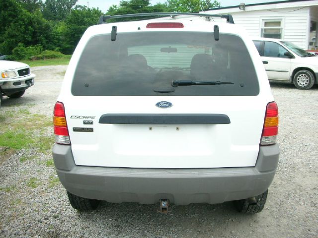 Ford Escape 2002 photo 1