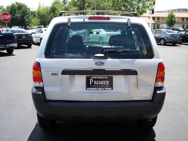 Ford Escape 2002 photo 2