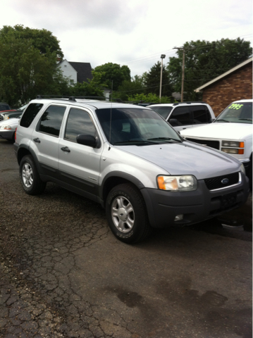 Ford Escape 2002 photo 1