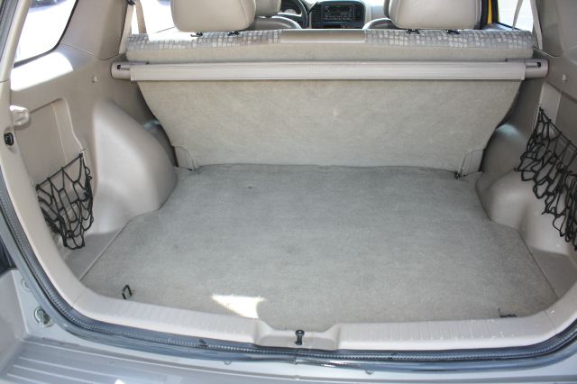 Ford Escape 2002 photo 27