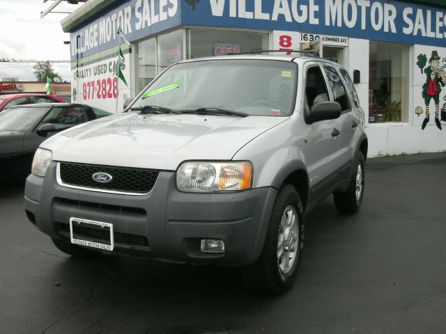 Ford Escape 2002 photo 1