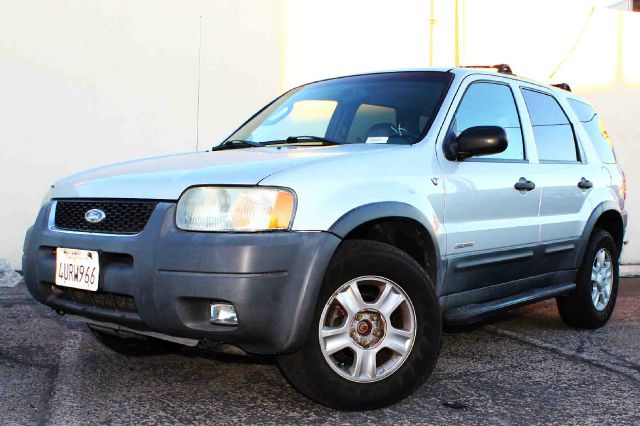 Ford Escape 2002 photo 2