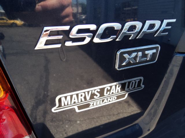 Ford Escape 2002 photo 8
