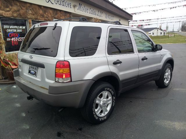 Ford Escape 2002 photo 2