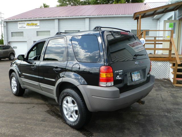 Ford Escape 2002 photo 1