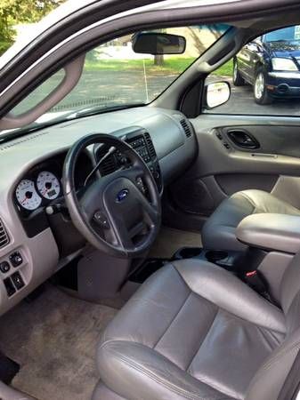 Ford Escape 2002 photo 3