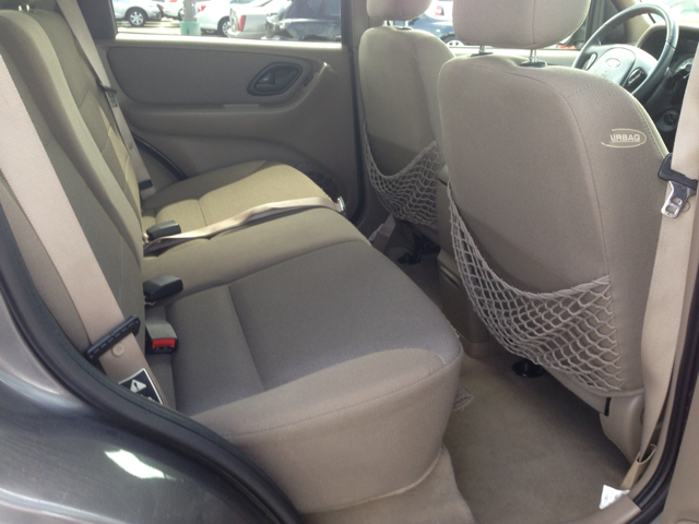 Ford Escape 2002 photo 2