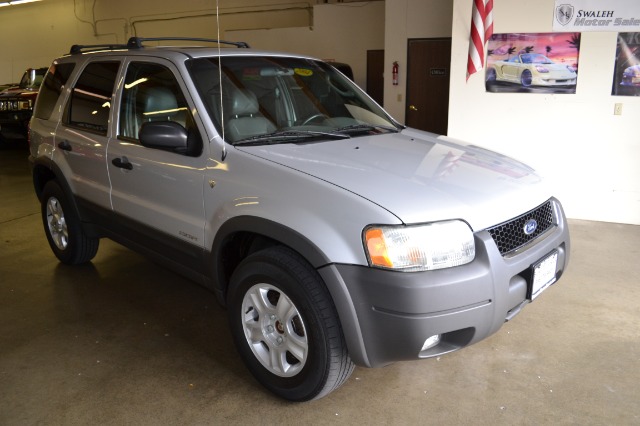 Ford Escape 2002 photo 2